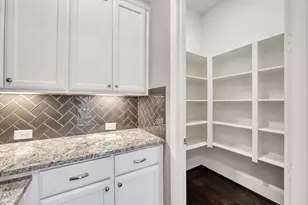 253 Marble Garden Ln, Conroe, TX 77304 - Photo 18