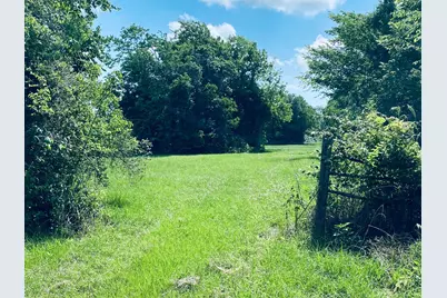 1717 Caroline Street, Dickinson, TX 77539 - Photo 2