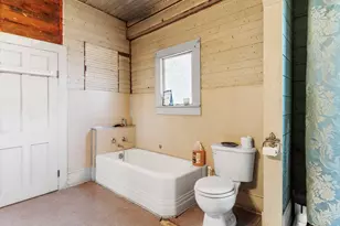 2421 Avenue G, Bay City, TX 77414 - Photo 30