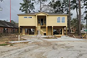 1905 Ashlee Ct, Dickinson, TX 77539 - Photo 1