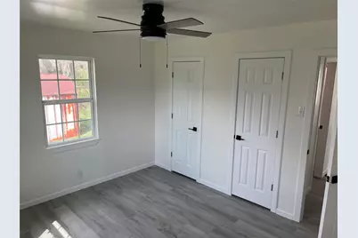 170 Lois Street, Clute, TX 77531 - Photo 12