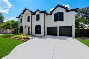 1902 La Salle St, Friendswood, TX 77546 - Photo 2