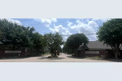 1615 Lakeside Enclave Drive, Houston, TX 77077 - Photo 46