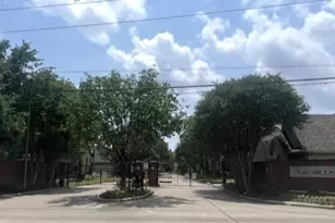 1615 Lakeside Enclave Dr, Houston, TX 77077 - Photo 46