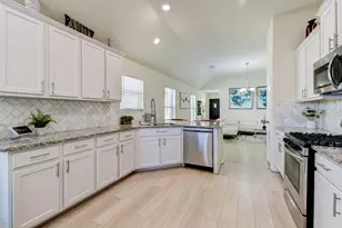25719 Bottlebrush Sedge St, Katy, TX 77493 - Photo 8