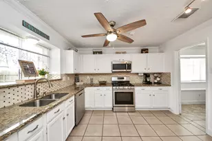 20010 Eastman Pl, Katy, TX 77449 - Photo 10