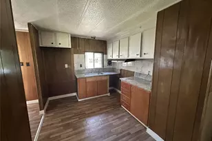 1747 Aldine Park Ln, Houston, TX 77093 - Photo 2