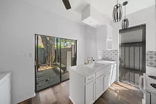 518 Hawthorne St, Houston, TX 77006 - Photo 8