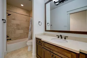 2409 W Morse St, Houston, TX 77019 - Photo 26