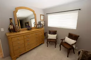 2101 Fountain View Dr, Houston, TX 77057 - Photo 18