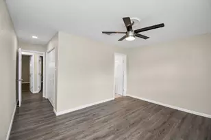 531 Edgebrook Dr, Houston, TX 77034 - Photo 20