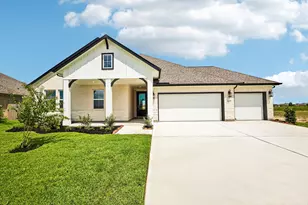 12822 Old Fashion Cir, Mont Belvieu, TX 77535 - Photo 2