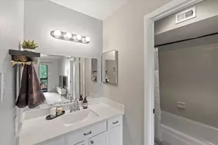 2601 S Braeswood Blvd, Houston, TX 77025 - Photo 16