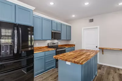 1331 County Road 2071, Hull, TX 77564 - Photo 12