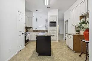 18617 NW Hiddenbay Way Dr, Spring, TX 77379 - Photo 10