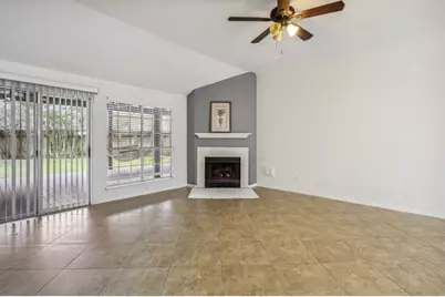 18617 NW Hiddenbay Way Drive, Spring, TX 77379 - Photo 4