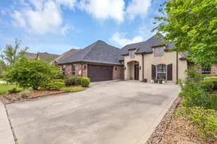 330 Chaple Creek Dr, Lumberton, TX 77657 - Photo 2
