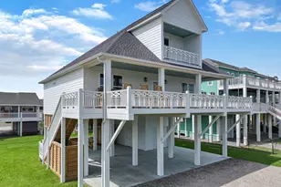 2301 Trinidad Dr, Crystal Beach, TX 77650 - Photo 4