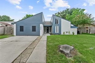 3404 Surrey St, Baytown, TX 77521 - Photo 1