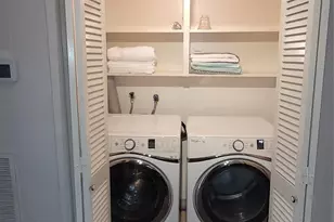 7213 Beechnut St, Houston, TX 77074 - Photo 4