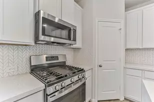 704 Ocean Palms Dr, Katy, TX 77493 - Photo 10