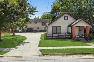605 E Hunnicutt St, Baytown, TX 77520 - Photo 2