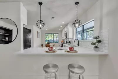 5502 Hewitt Dr Drive, Houston, TX 77092 - Photo 2