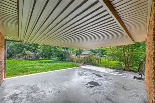 8428 Swiftwater Ln, Houston, TX 77075 - Photo 32