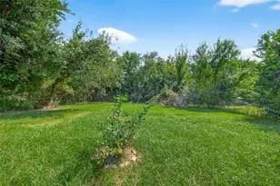 8428 Swiftwater Ln, Houston, TX 77075 - Photo 38