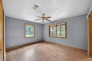 8428 Swiftwater Ln, Houston, TX 77075 - Photo 18