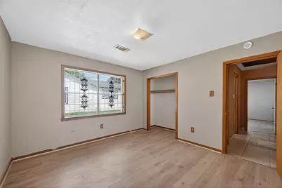 8428 Swiftwater Lane, Houston, TX 77075 - Photo 24