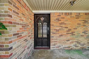 8428 Swiftwater Ln, Houston, TX 77075 - Photo 4