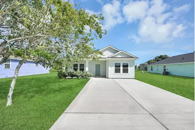 638 Stovall Drive, Palacios, TX 77465 - Photo 2