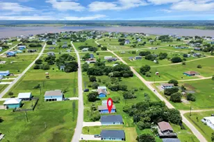638 Stovall Dr, Palacios, TX 77465 - Photo 44