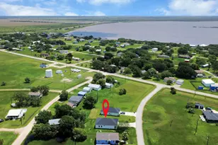 638 Stovall Dr, Palacios, TX 77465 - Photo 42