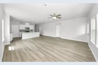 638 Stovall Drive, Palacios, TX 77465 - Photo 8