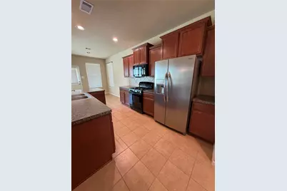 3209 Featherwood Lane, Dickinson, TX 77539 - Photo 8