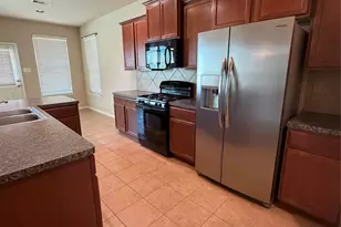 3209 Featherwood Ln, Dickinson, TX 77539 - Photo 8