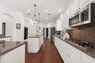 14 Fosters Ct, Sugar Land, TX 77479 - Photo 4