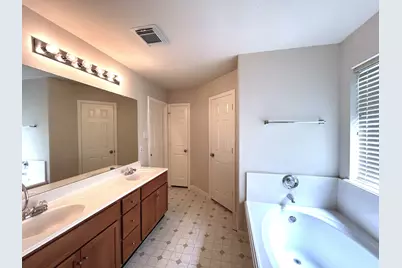 16307 Bettong Court, Sugar Land, TX 77498 - Photo 12