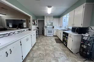 608 Ave K, El Campo, TX 77437 - Photo 8