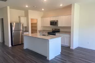 31218 Williams Lndg St, Waller, TX 77484 - Photo 2