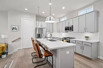 2110 Stuart Street, Houston, TX 77004 - Photo 6
