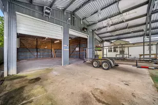 221 11th St, Dickinson, TX 77539 - Photo 26