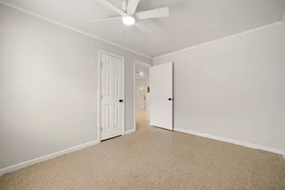 221 11th Street, Dickinson, TX 77539 - Photo 16
