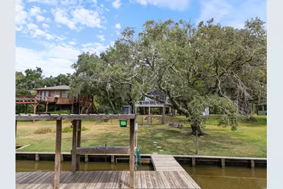 147 Private Road 652, Sargent, TX 77414 - Photo 2