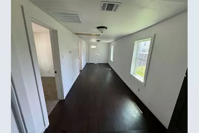 8214 Livingston Street, Houston, TX 77051 - Photo 12