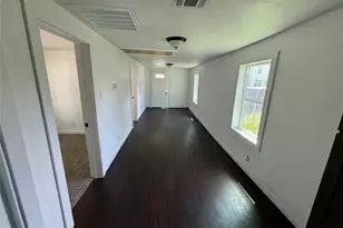 8214 Livingston St, Houston, TX 77051 - Photo 12