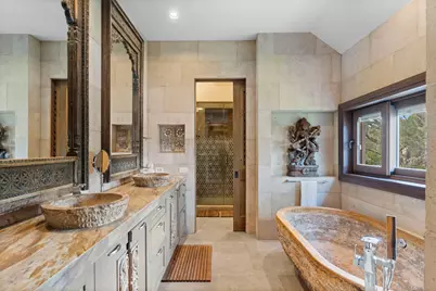 5651 Doliver Drive, Houston, TX 77056 - Photo 20
