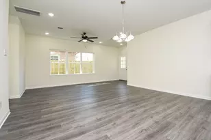 2819 Topiary Ln, Houston, TX 77014 - Photo 6